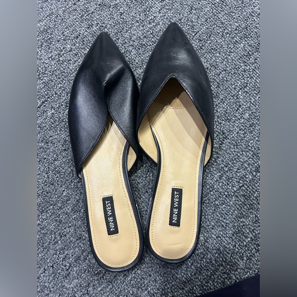 Nine West Black Leather Mules